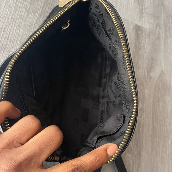 Michael Kors Crossbody Purse - Picture 3 of 8